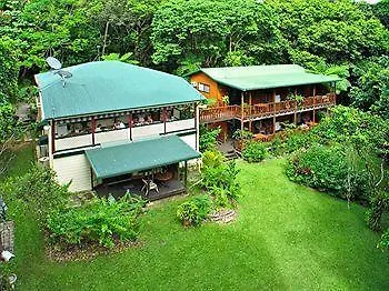 Red Mill House In Daintree Bed & Breakfast Green Island
